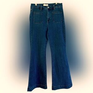 Risen High Waist Patch Pocket Flare Jeans